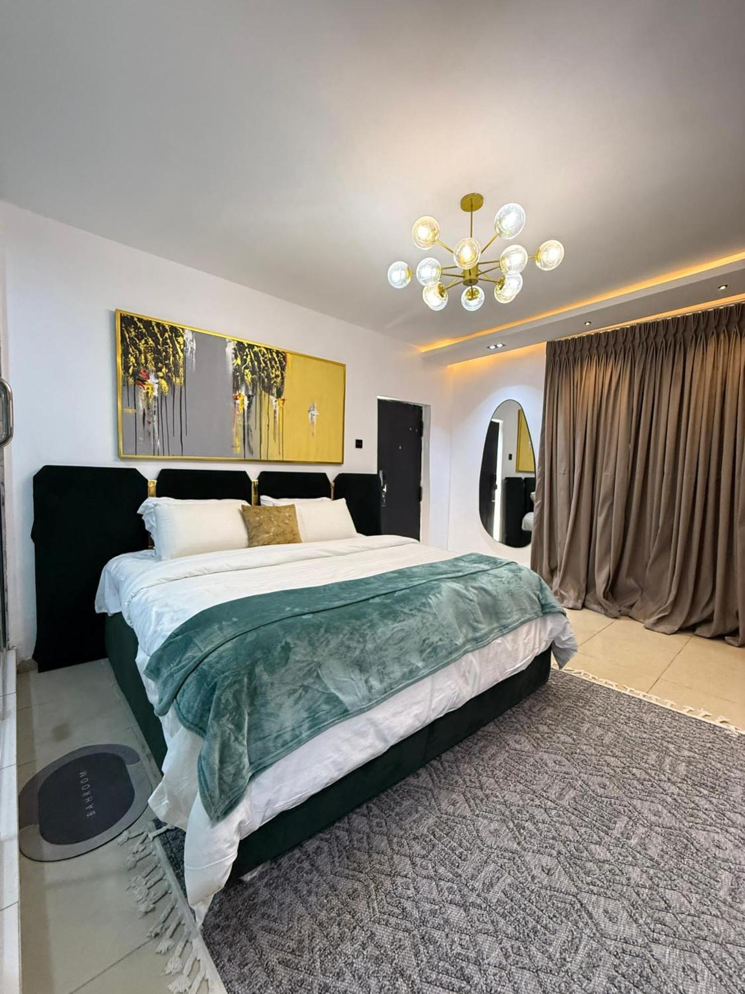 Villa Toscana Luxe Gra Port Harcourt Exterior foto